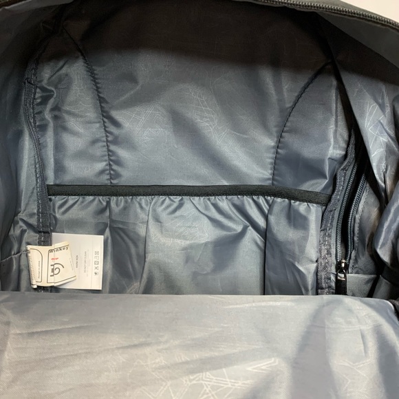 NWOT SenKey Luminous USB Charge Laptop Backpack - Picture 8 of 8